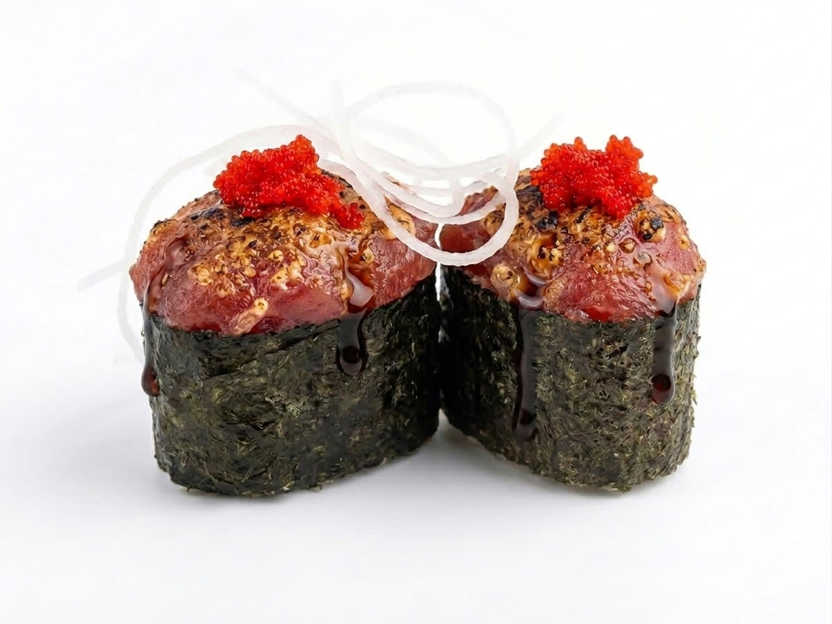 I10. Thunfisch-Tartar Nigiri